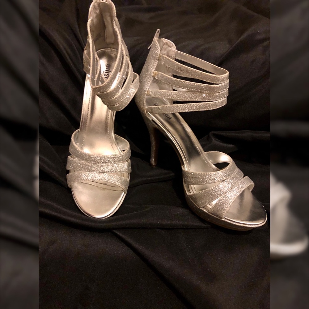 Kenneth Cole Unlisted Hour of Essence shoe  sz11